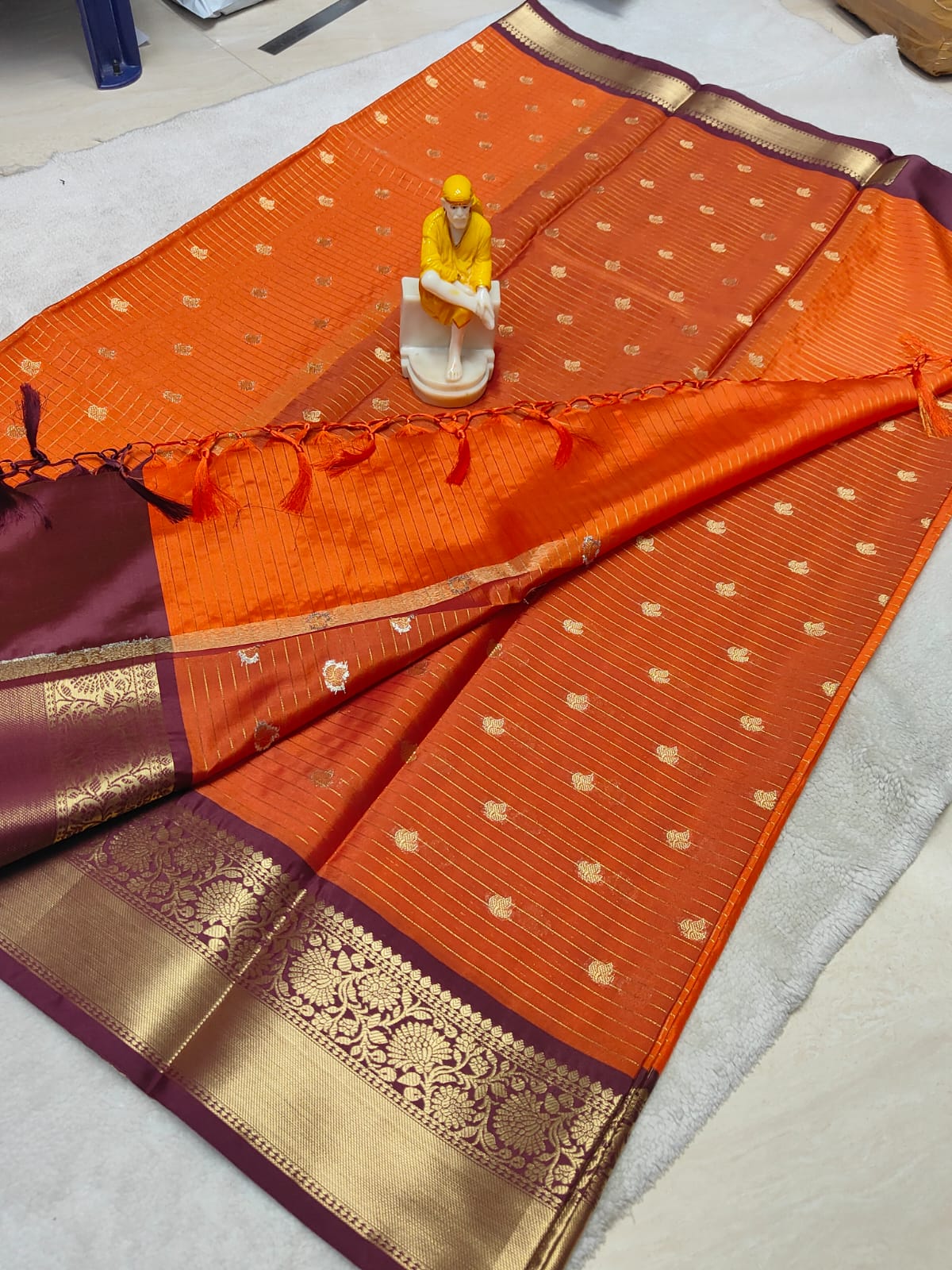 Festive Star Drape